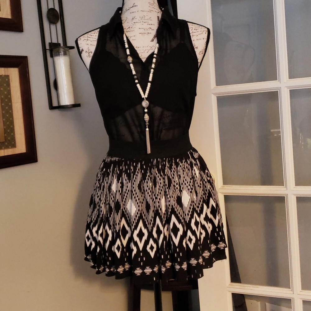 DeLIA's Ikat Skirt Size S